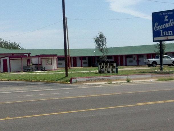 Executive Inn Fort Stockton Bagian luar foto