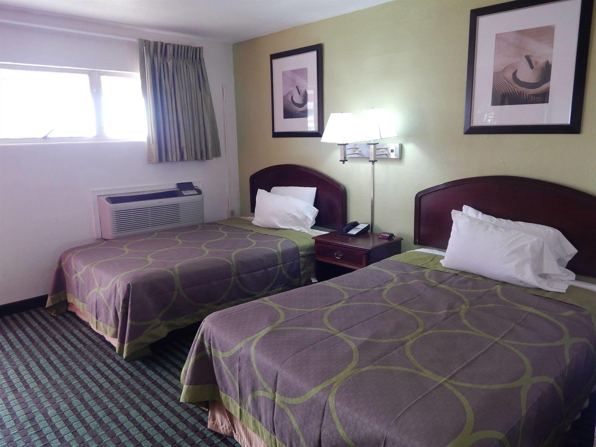 Executive Inn Fort Stockton Bagian luar foto